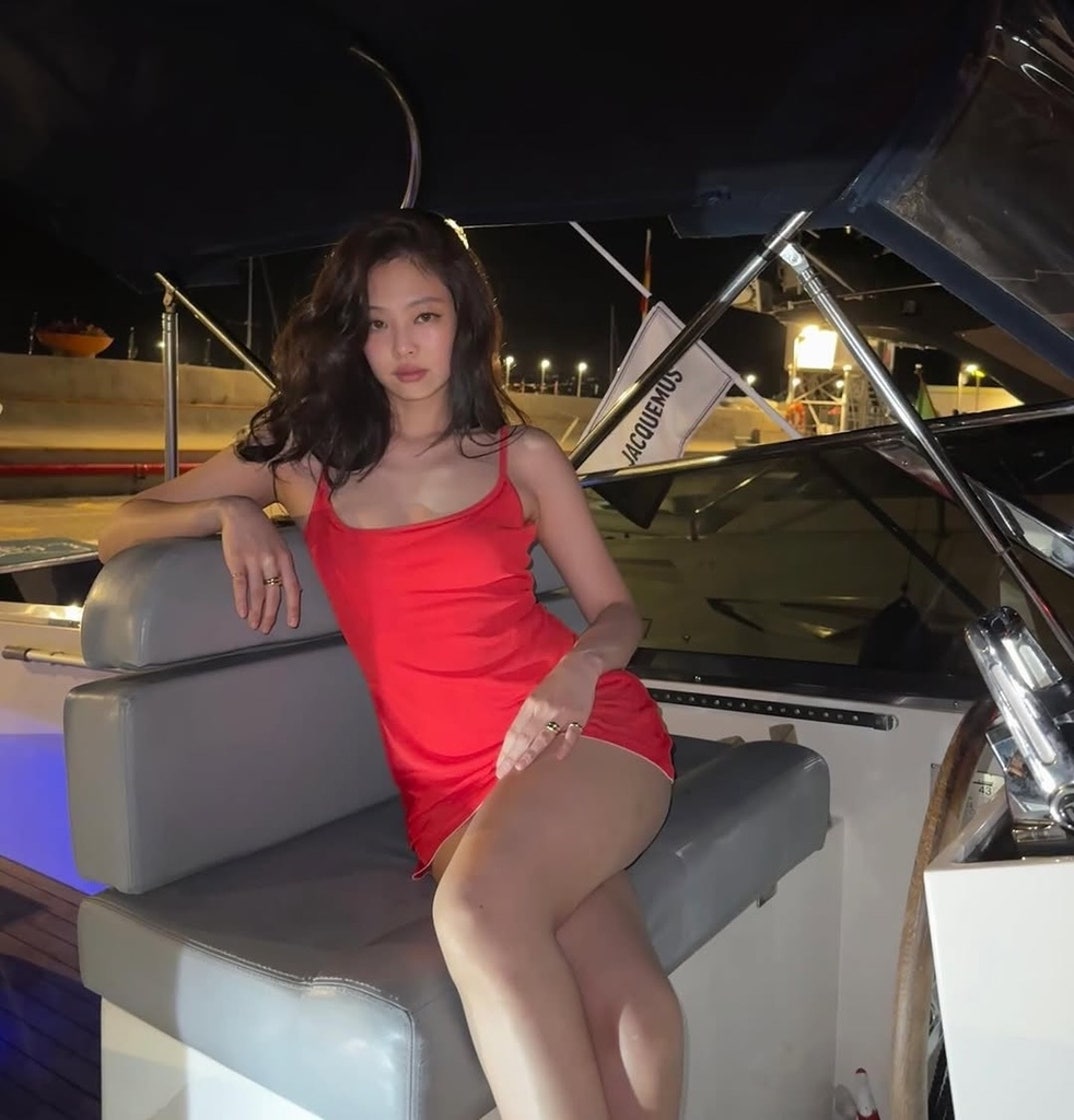 0106 Jennie Kim Hot Shots 2