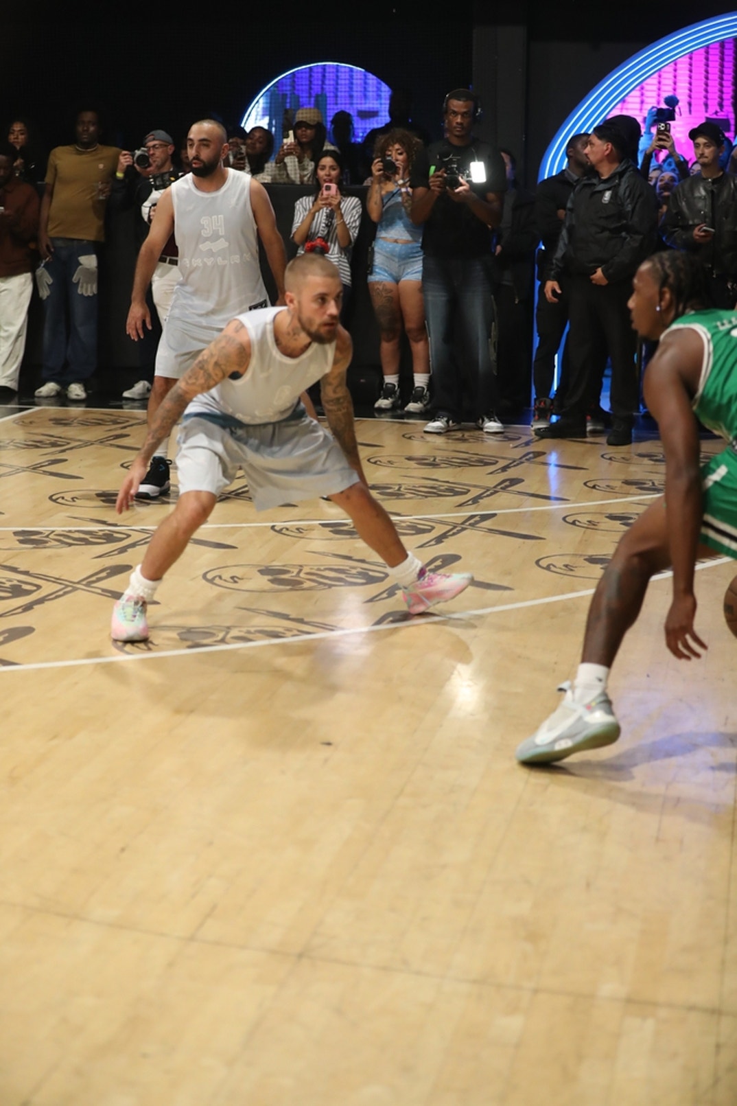 Justin-Bieber-Team-SKYLRK- 6