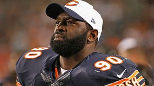 Chicago Bears Cut Jeremiah Ratliff -- You Ain't Got to Go Home, But ....
