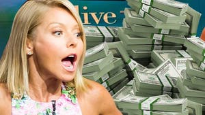 Kelly Ripa -- She Won't/Can't Leave 'Live' -- It's a Money Thing