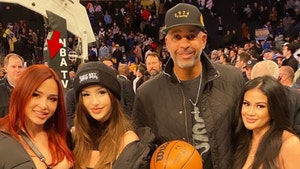Dell Curry Flirty With Playmate Ana Cheri At Steph's Game, Model Says