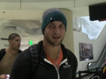 010814_tim_tebow_primary