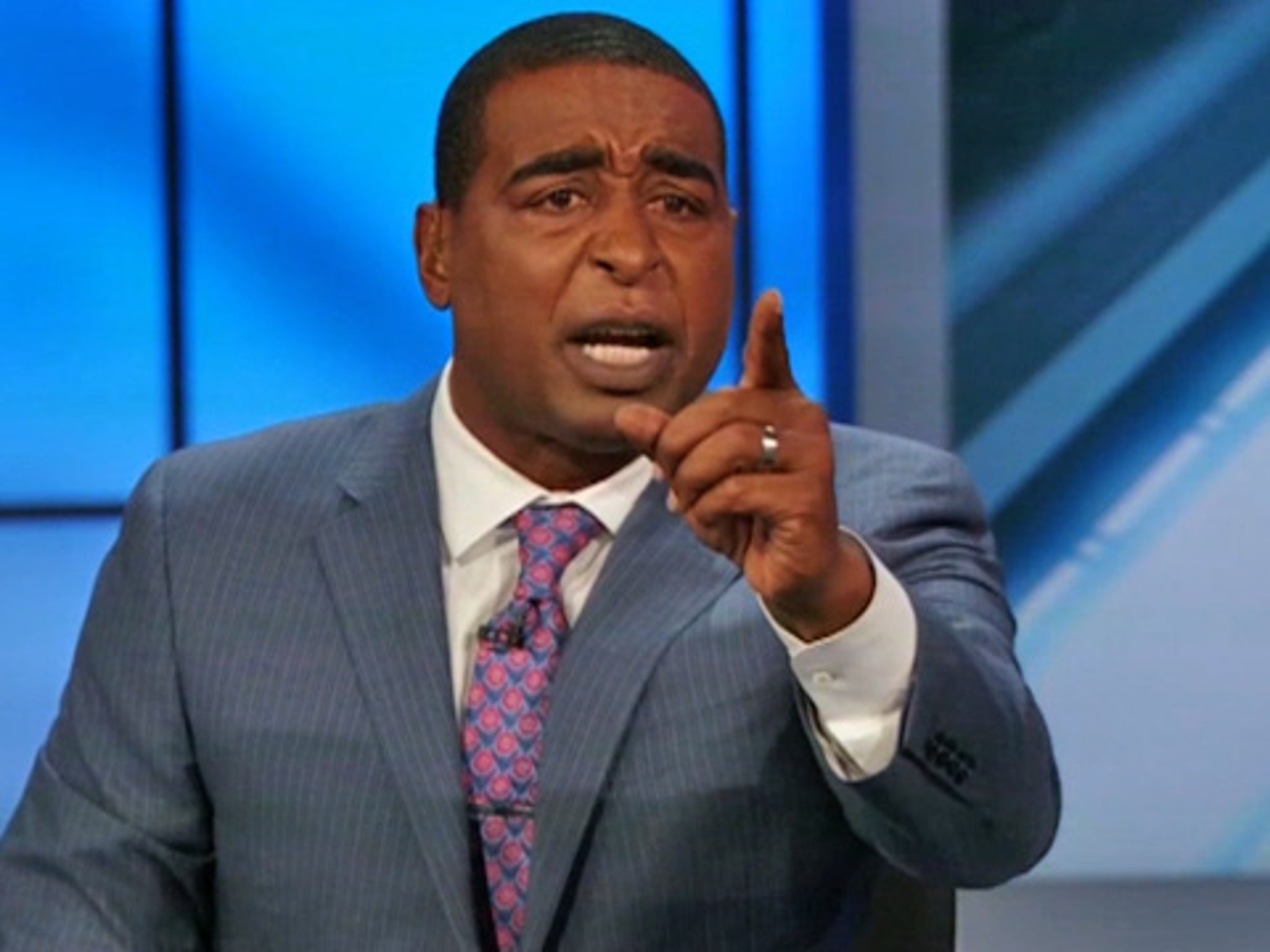 Redskins: Adrian Peterson gives stiff-arm to Cris Carter, critics