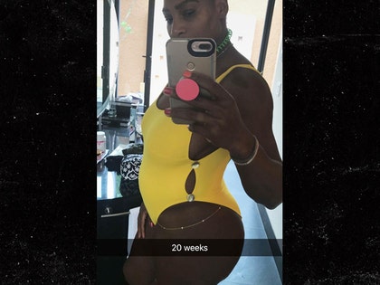 0419-serena-williams-snap-02