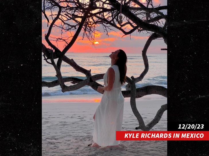 Kyle Richards in Mexico