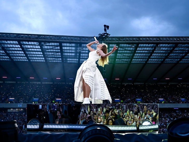 Taylor Swift's Eras Tour Performance in Edinburgh