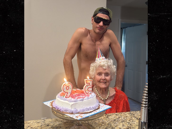 Pauly-Paul-and-grandma-Bev-3