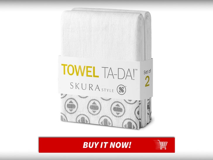 Towel-Ta-Da-Eva-Mendes-Bday-Skura-MAIN