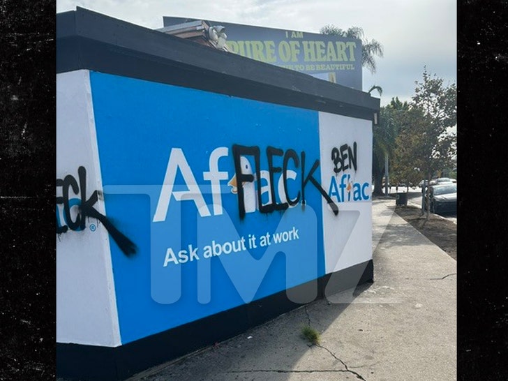 affleck graffiti tmz wm 3