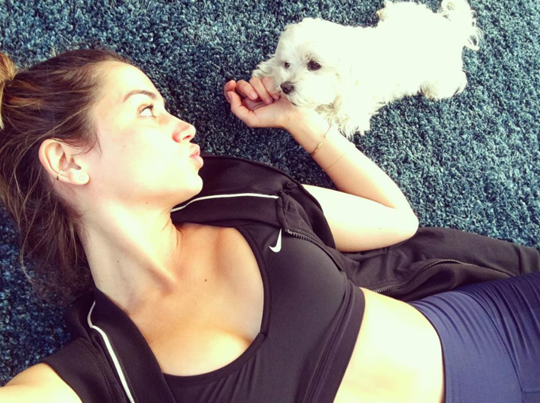 ana-de-armas-hot-photos13