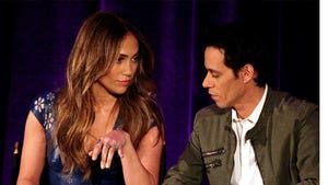 Jennifer Lopez to Marc Anthony -- See a Wedding Ring On This Hand?!!