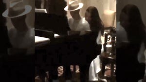 Justin Bieber -- Works His Instrument ... Bags Playboy Chick (VIDEO)