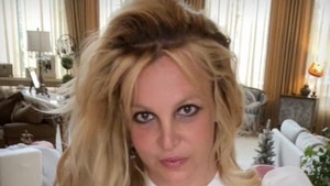 Britney Spears Runs Out of Gas Late Night on Freeway, Cops Called