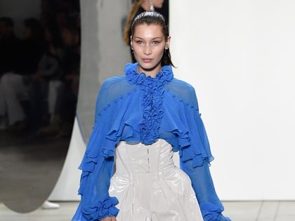 bella hadid nyfw 2017 photos-03