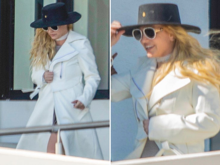 Britney Spears Lands In Cabo