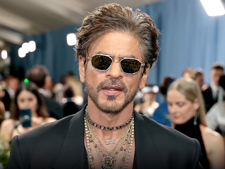 Shah Rukh Khan with Gala Main Getty