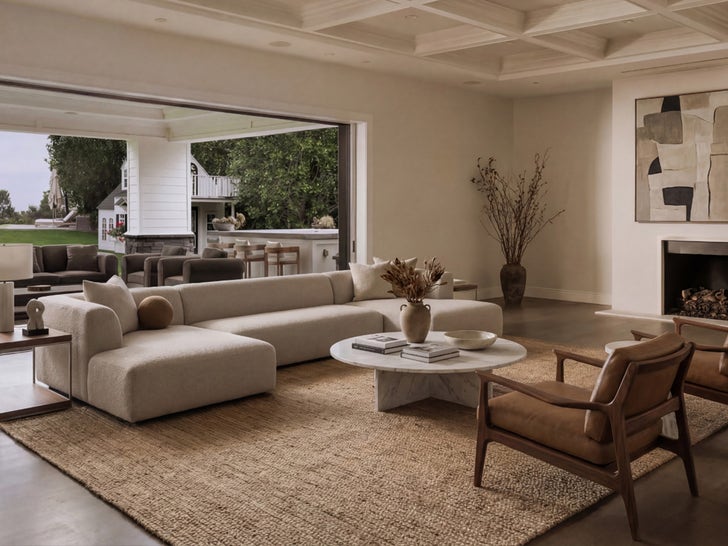 0326-Kylie-Jenner-Hidden-Hills-Home-For-Sale-Sub1