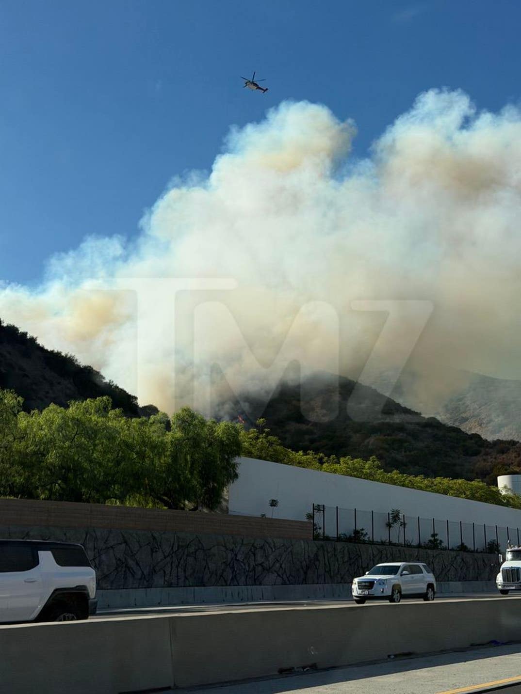 Large Brush Fire Near Getty Center 1