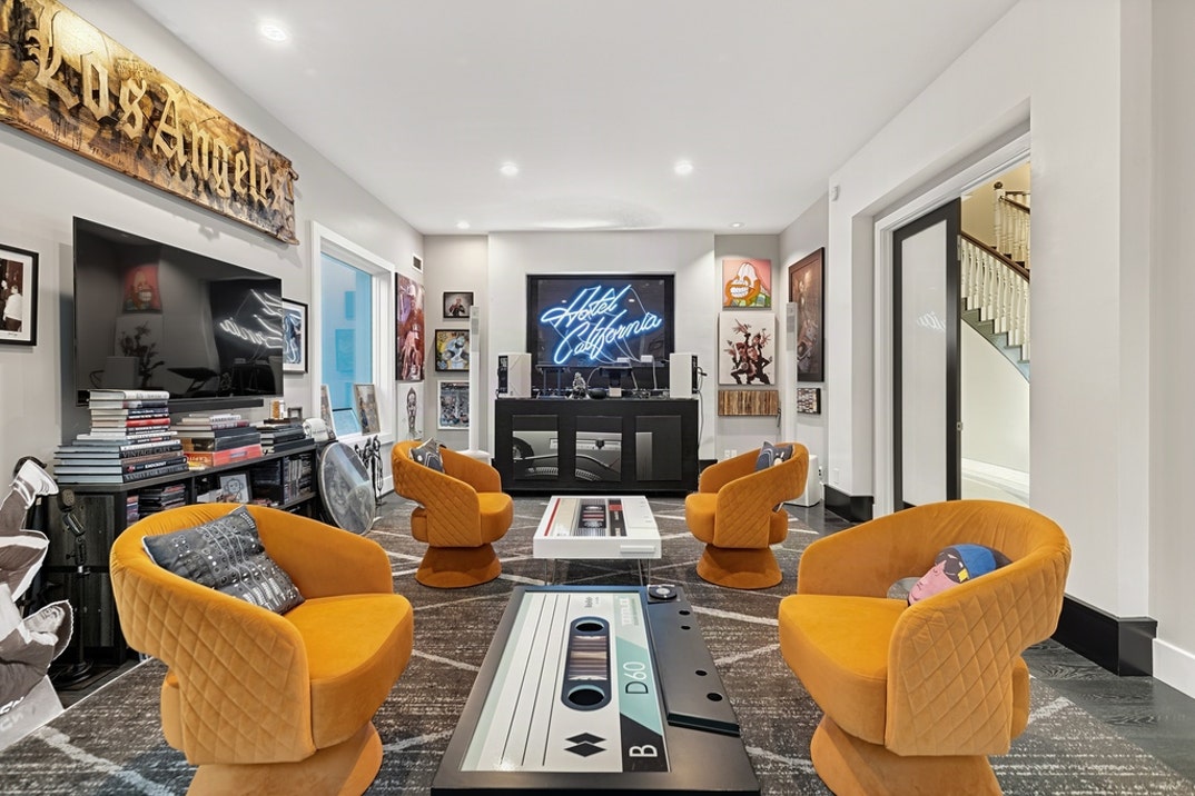 Russell Peters Malibu Home 0010