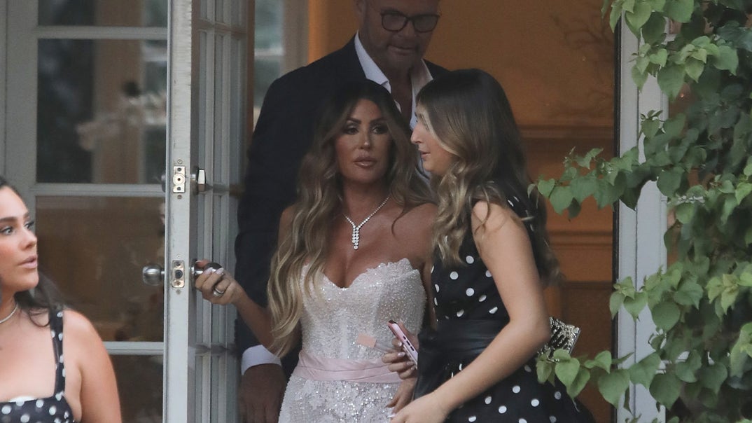 1230-Tiger-Woods-Former-Mistress-Rachel-Uchitel-Wedding-Rehearsal-PRIMARY