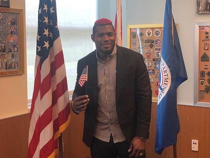 Cleveland Indians' Yasiel Puig becomes American citizen years