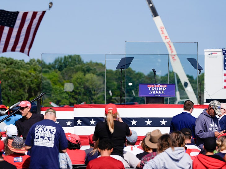 donald trump bulletproof glass