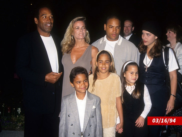 OJ Simpson, Nicole Brown Simpson, Jason Simpson, Sidney Brooke Simpson and Justin Ryan Simpson