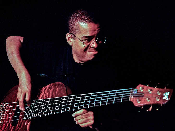 bass player anthony jackson getty 2