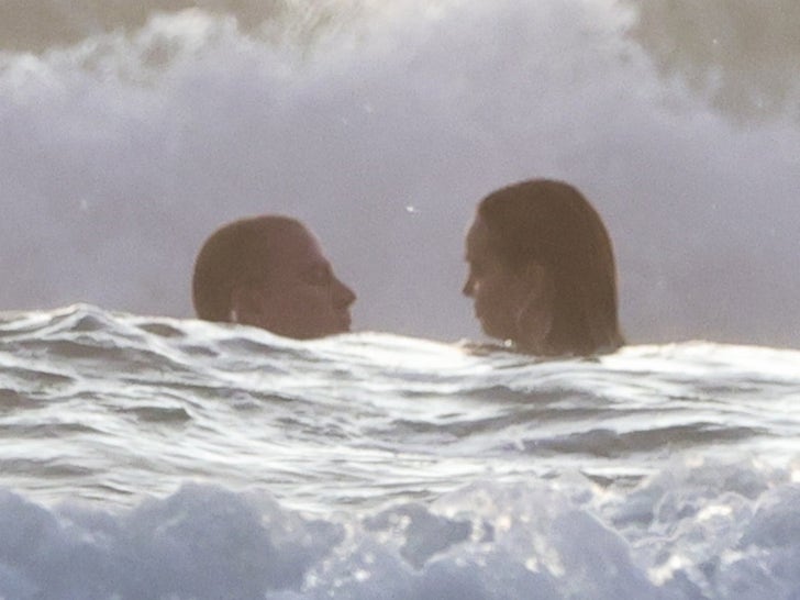 0105-Channing-Tatum-PDA-GF-SUB-1