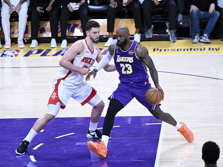 lebron james and alperen sengun getty 2