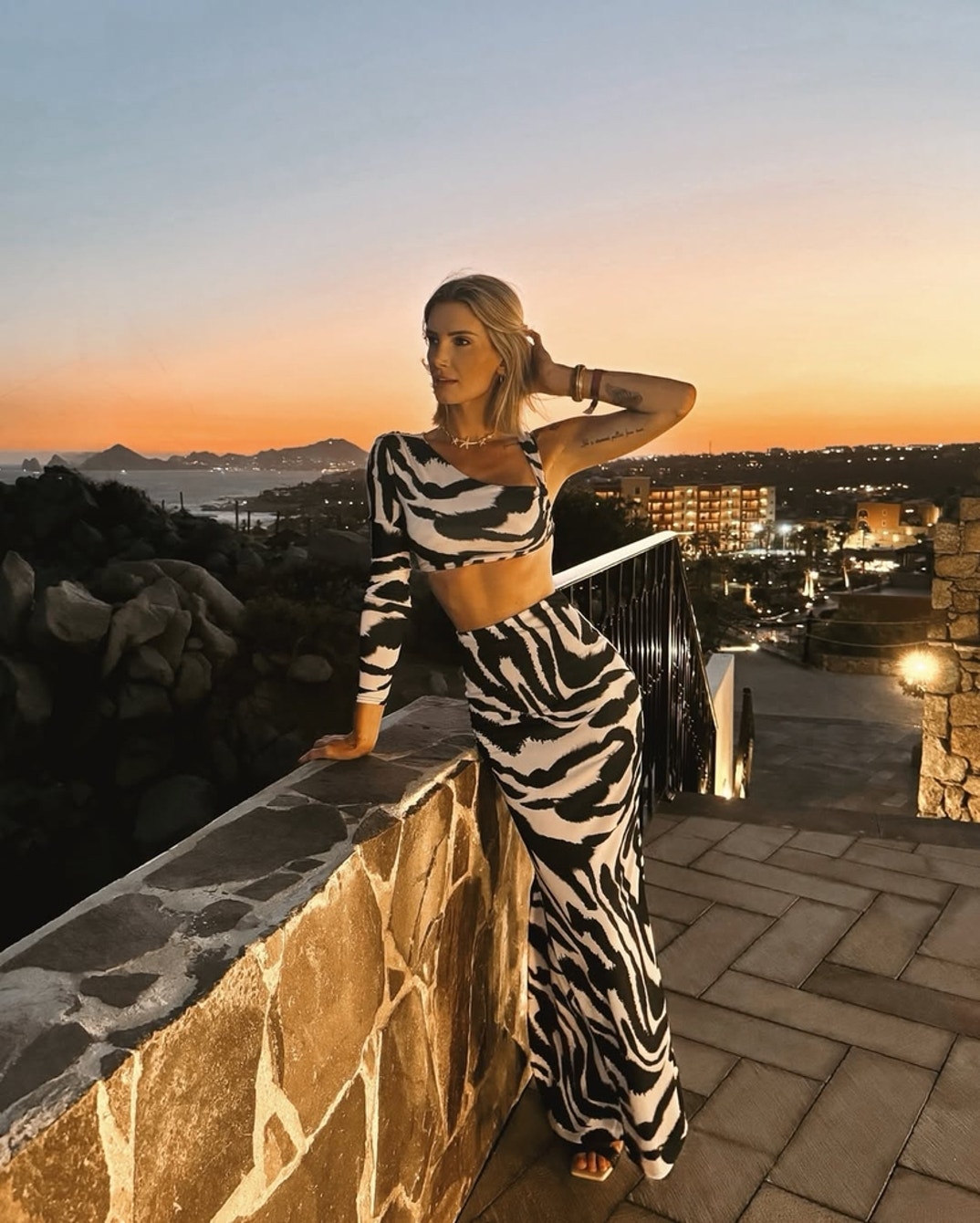 Nicole Young Hot Shots 1