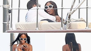 Naomi Campbell Shows Off Bikini Bod for David Blaine on Luxury Yacht