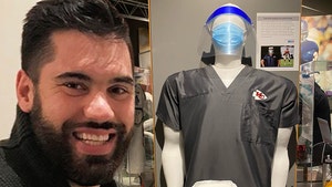 Chiefs' Laurent Duvernay-Tardif Has COVID PPE Enshrined In HOF After Heroic Opt-Out