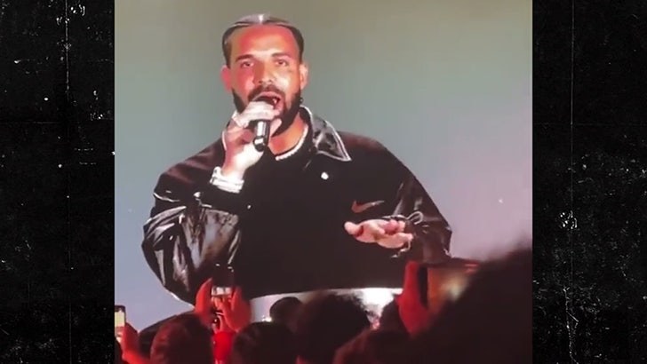 Drake, Nike Maxim Ödüllerine Ev Sahipliği Yapıyor ve Süper Komik Monolog Sunuyor