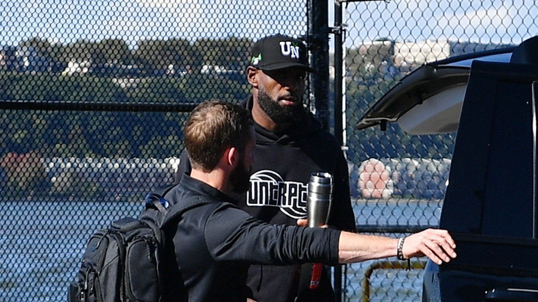LeBron-James-the-image-direct-1