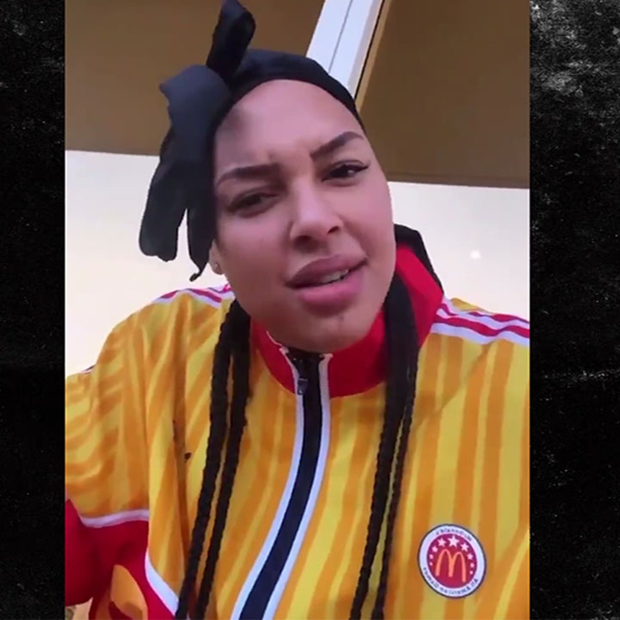 Liz Cambage Rips WNBA Coach Curt Miller For Talking About Her Weight