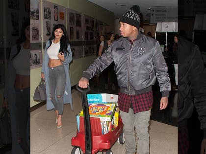 1216-kylie-tyga-getty-01