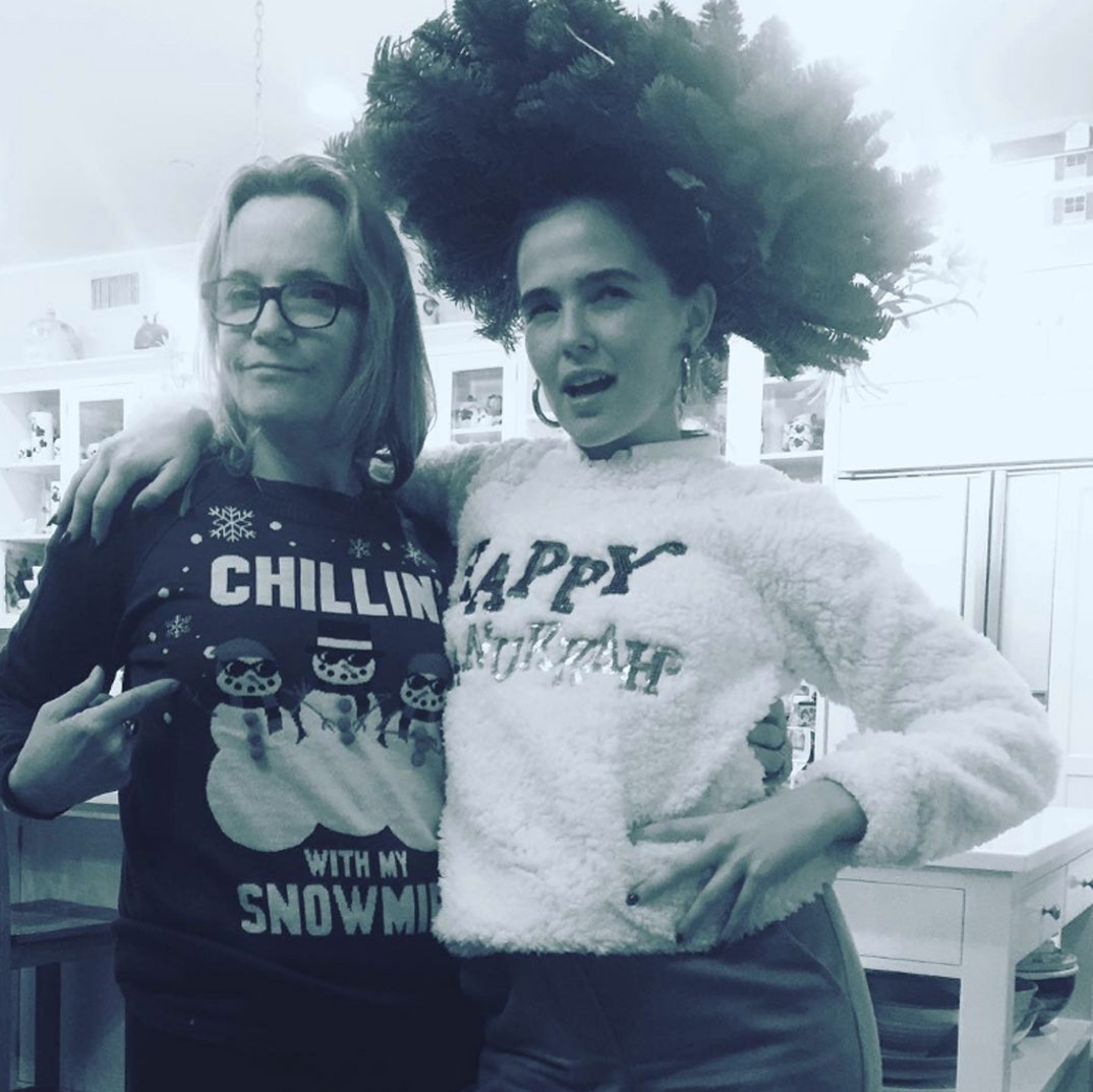 Lea Thompson & Zoey Deutch