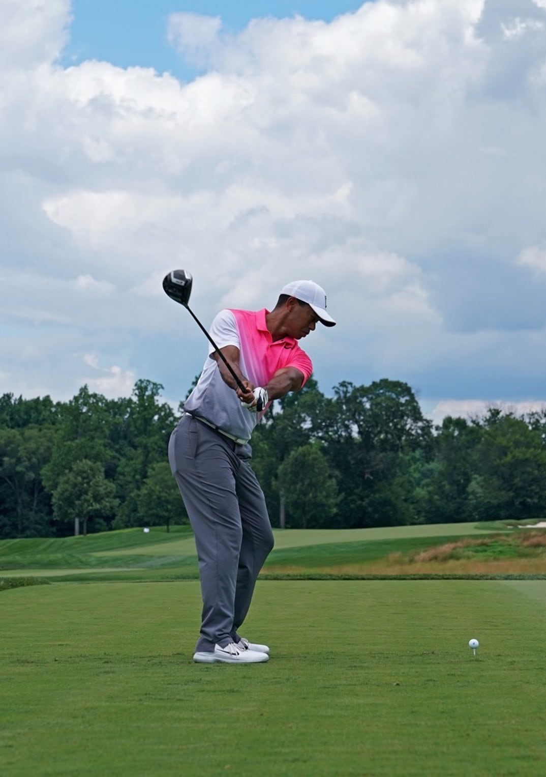 Tiger Woods Golfing photos-01