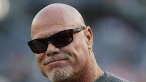 Jim McMahon Craps All Over Chicago Bears, I Don't Care About Them Anymore