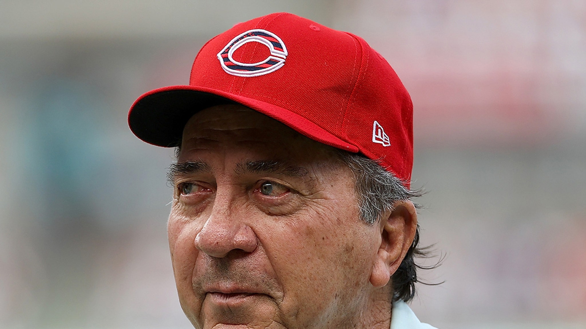 Johnny Bench tests positive for COVID-19, will miss induction weekend