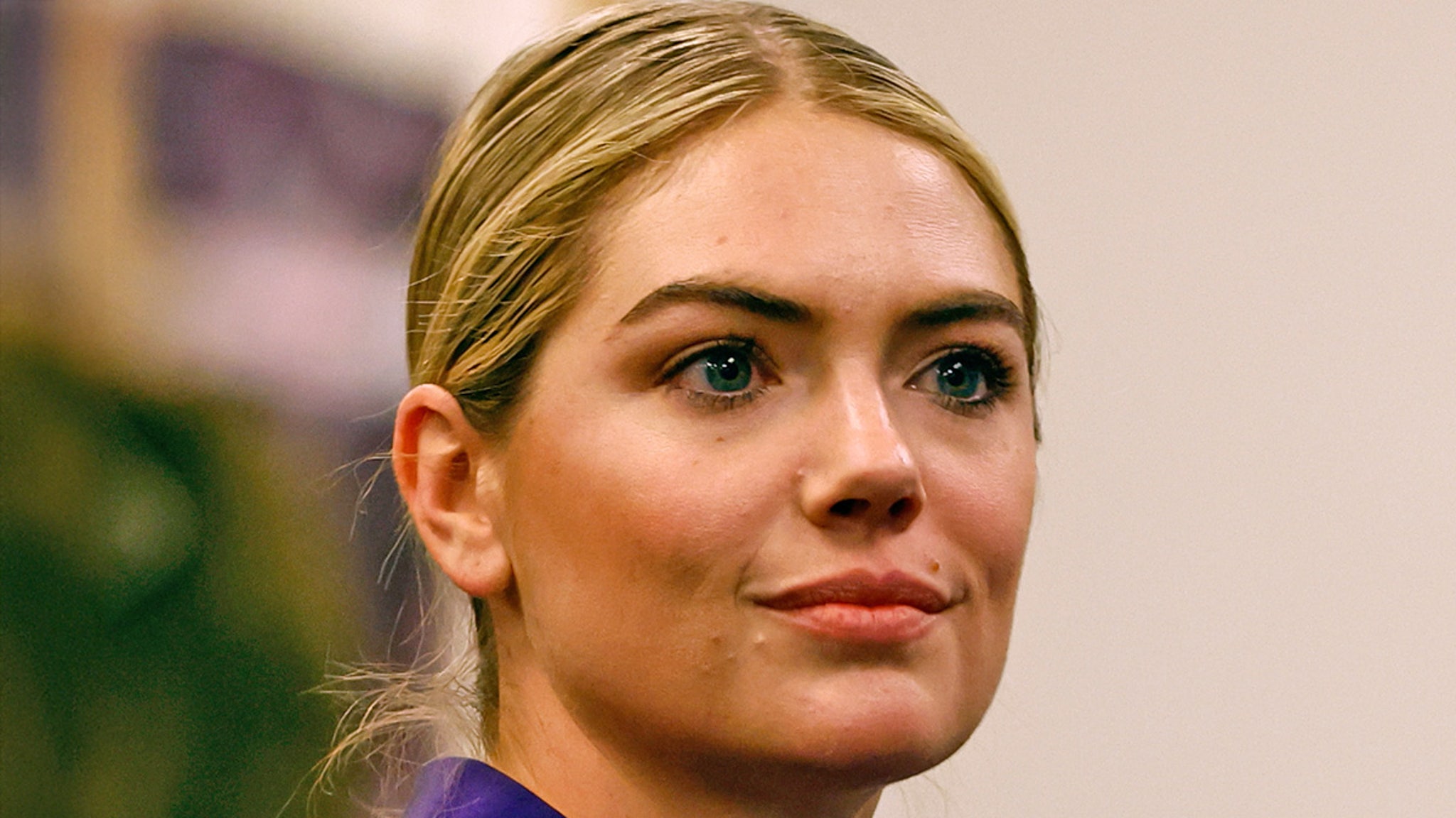 Kate Upton Worries Fans With Cryptic Message About Troubling Scenario