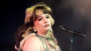 lola young main getty