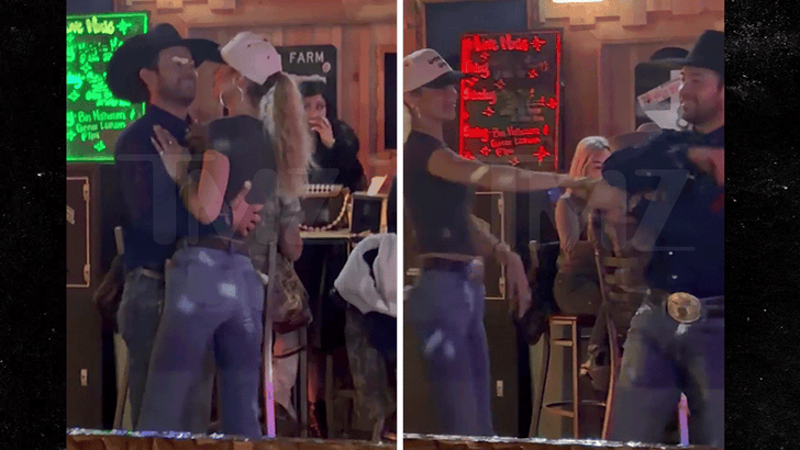 013126_bella_hadid_kal