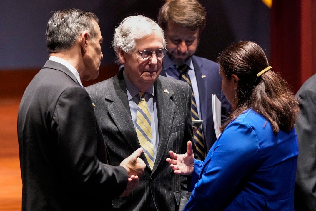 0726 Mitch McConnell Hard At Work 4