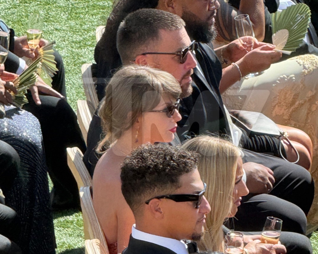 Taylor Swift Travis Kelce Juju Smith Wedding 19
