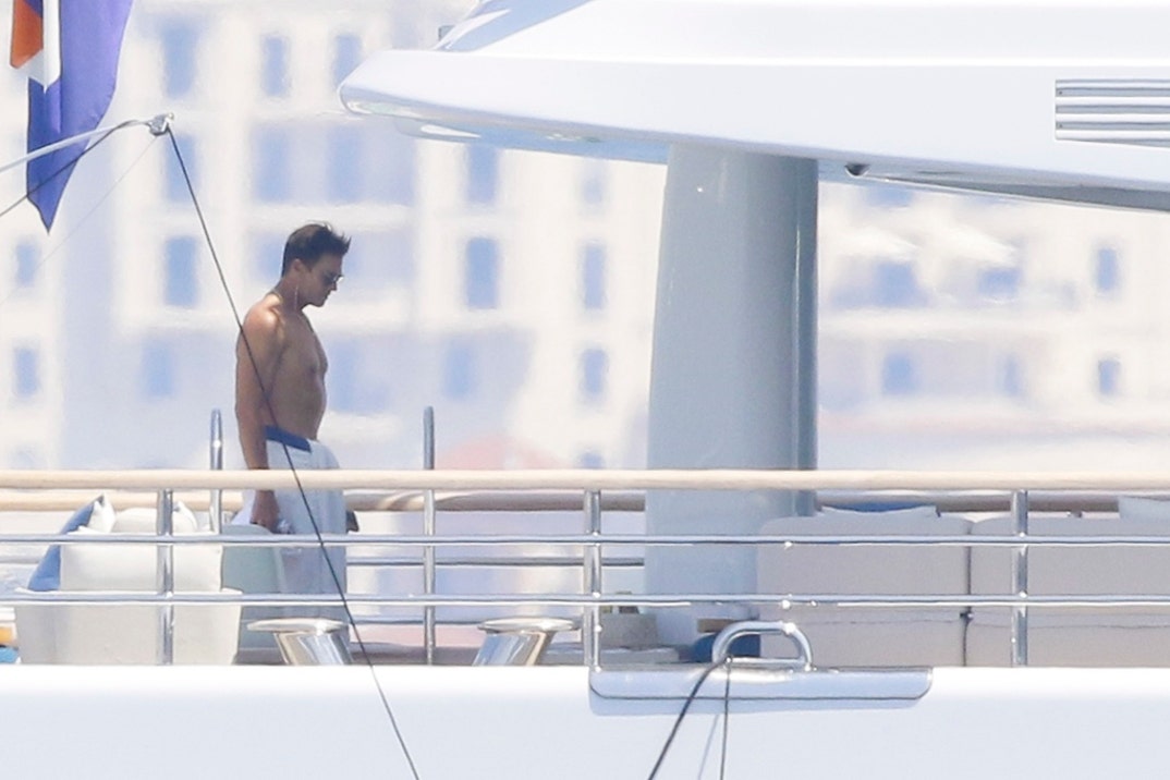 Tom Brady Mystery Women Snorkeling Yacht France 9