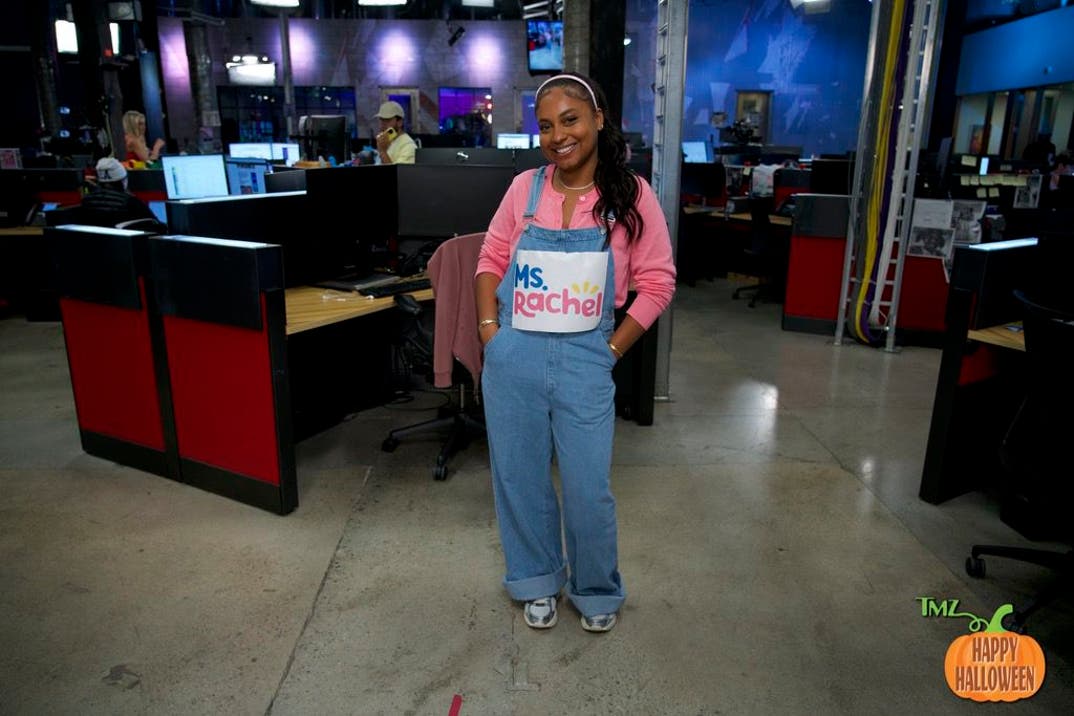 Jaria as Ms. Rachel
