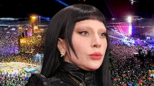 lady-gaga-concert-bomb-threat-getty-1