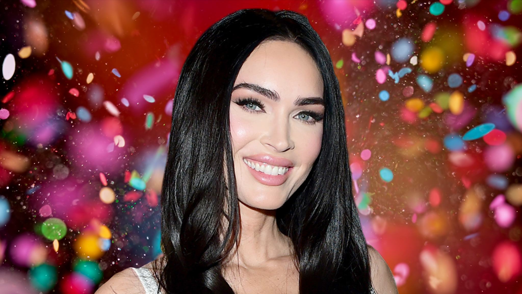 Megan Fox zegt dat ze verlangt naar destructieve dingen en plaatst sexy foto’s op haar 40e verjaardag